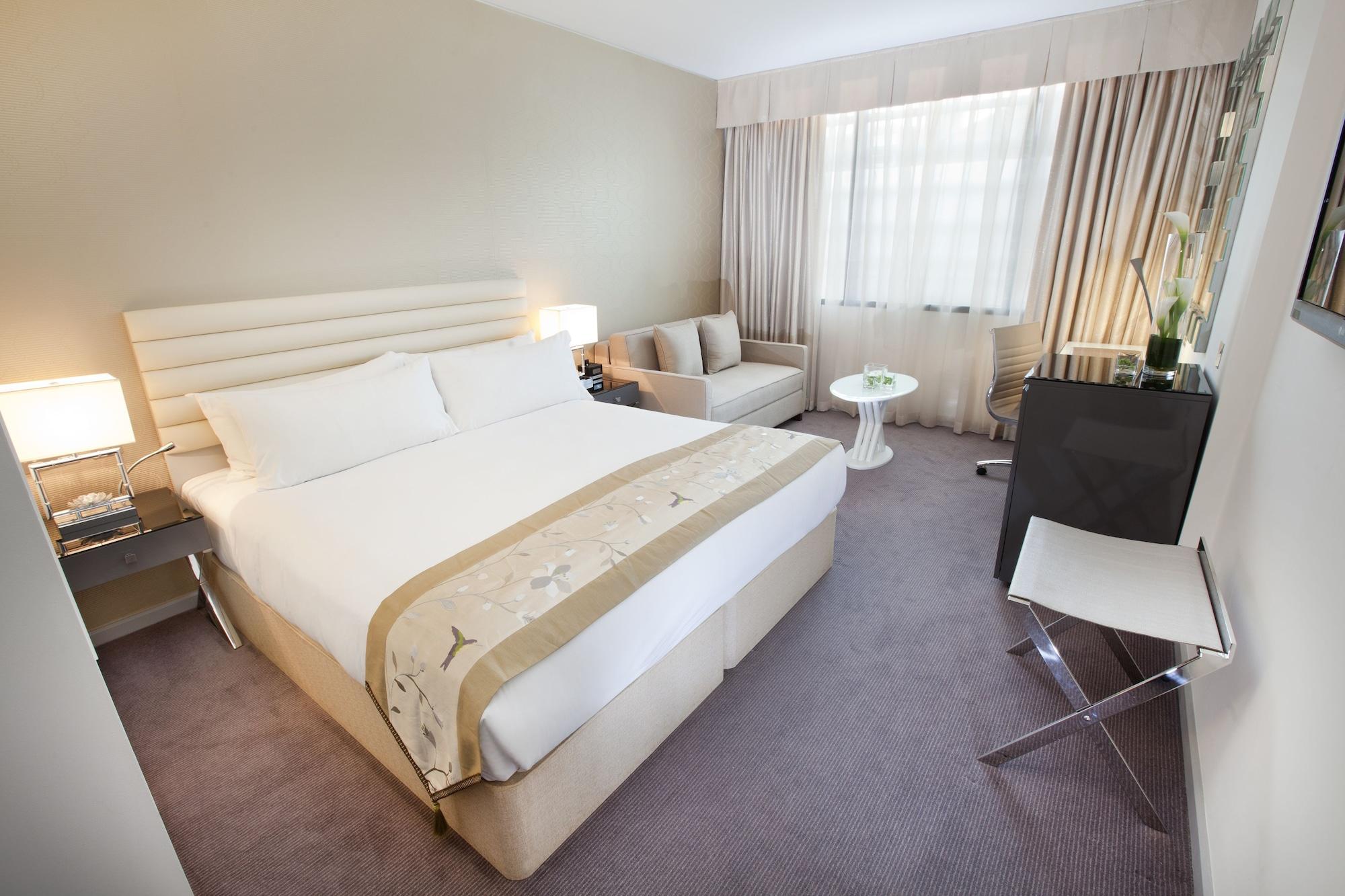Dorsett Shepherds Bush London Bagian luar foto