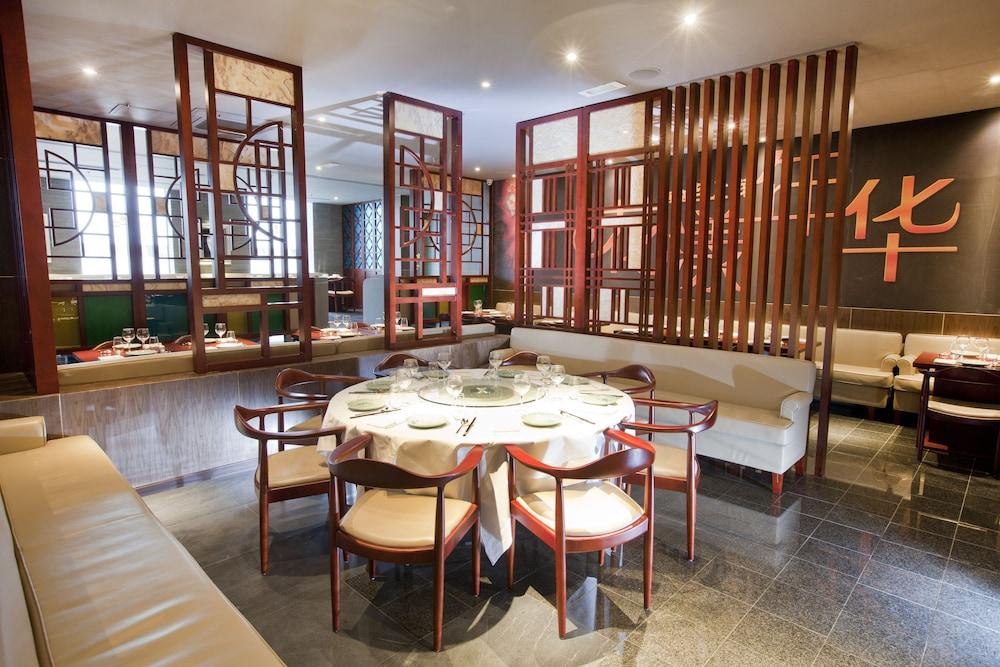 Dorsett Shepherds Bush London Bagian luar foto