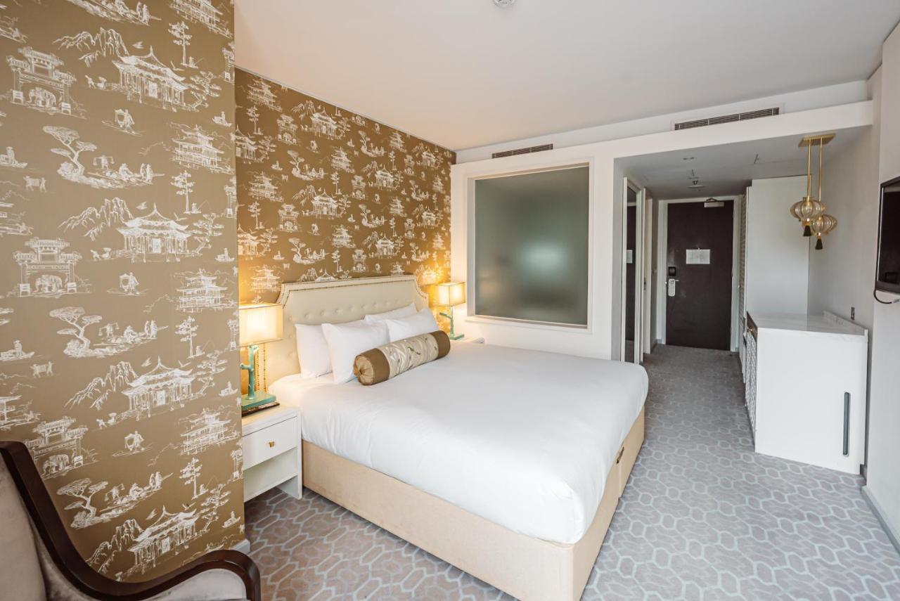 Dorsett Shepherds Bush London Bagian luar foto