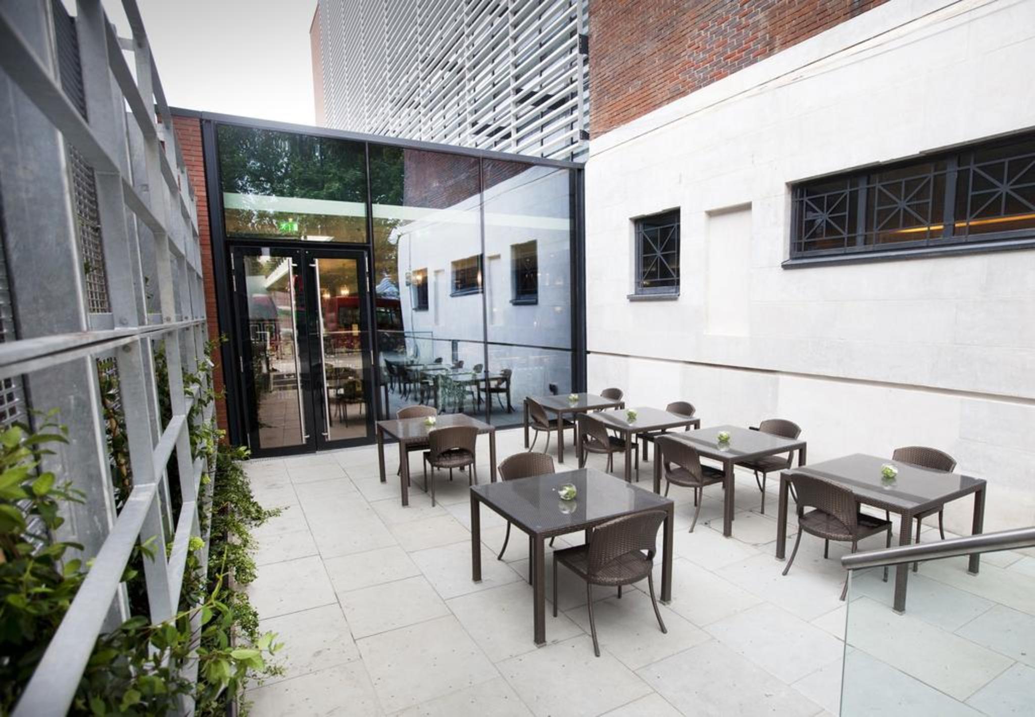 Dorsett Shepherds Bush London Bagian luar foto